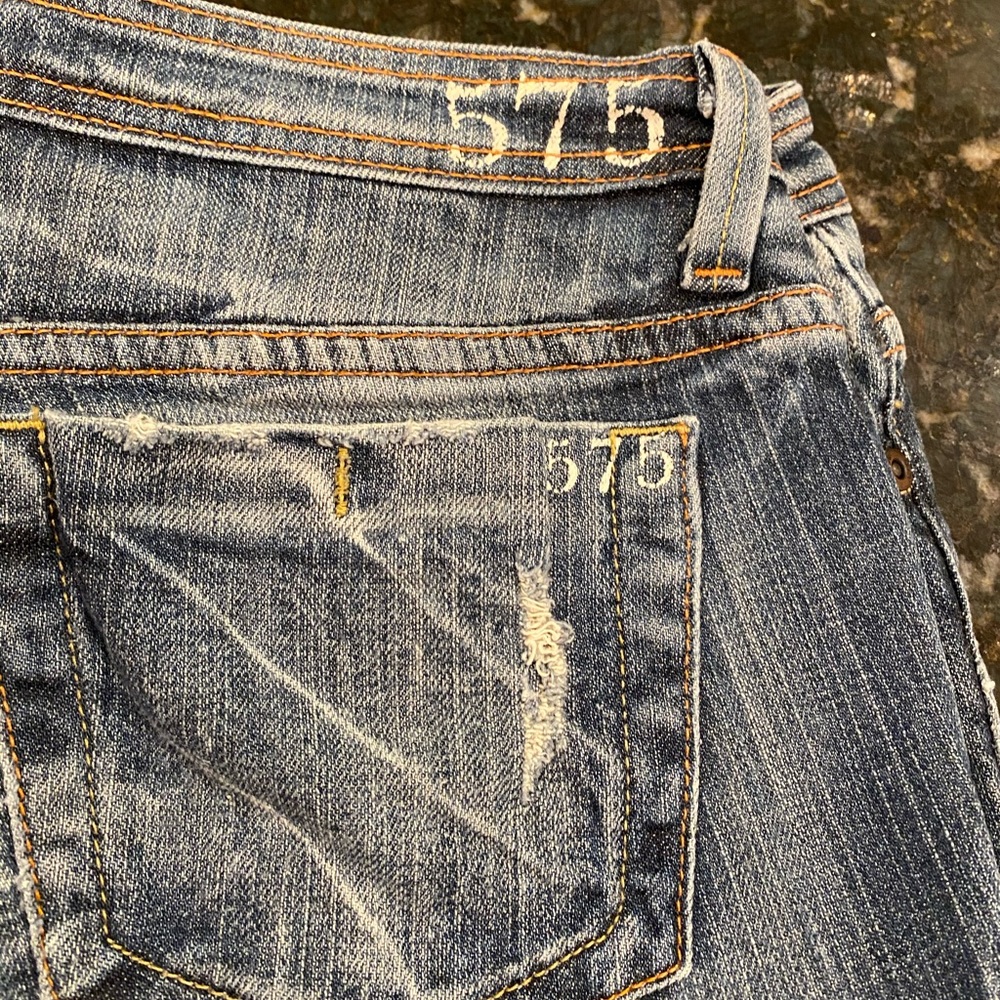 575 jeans size 29